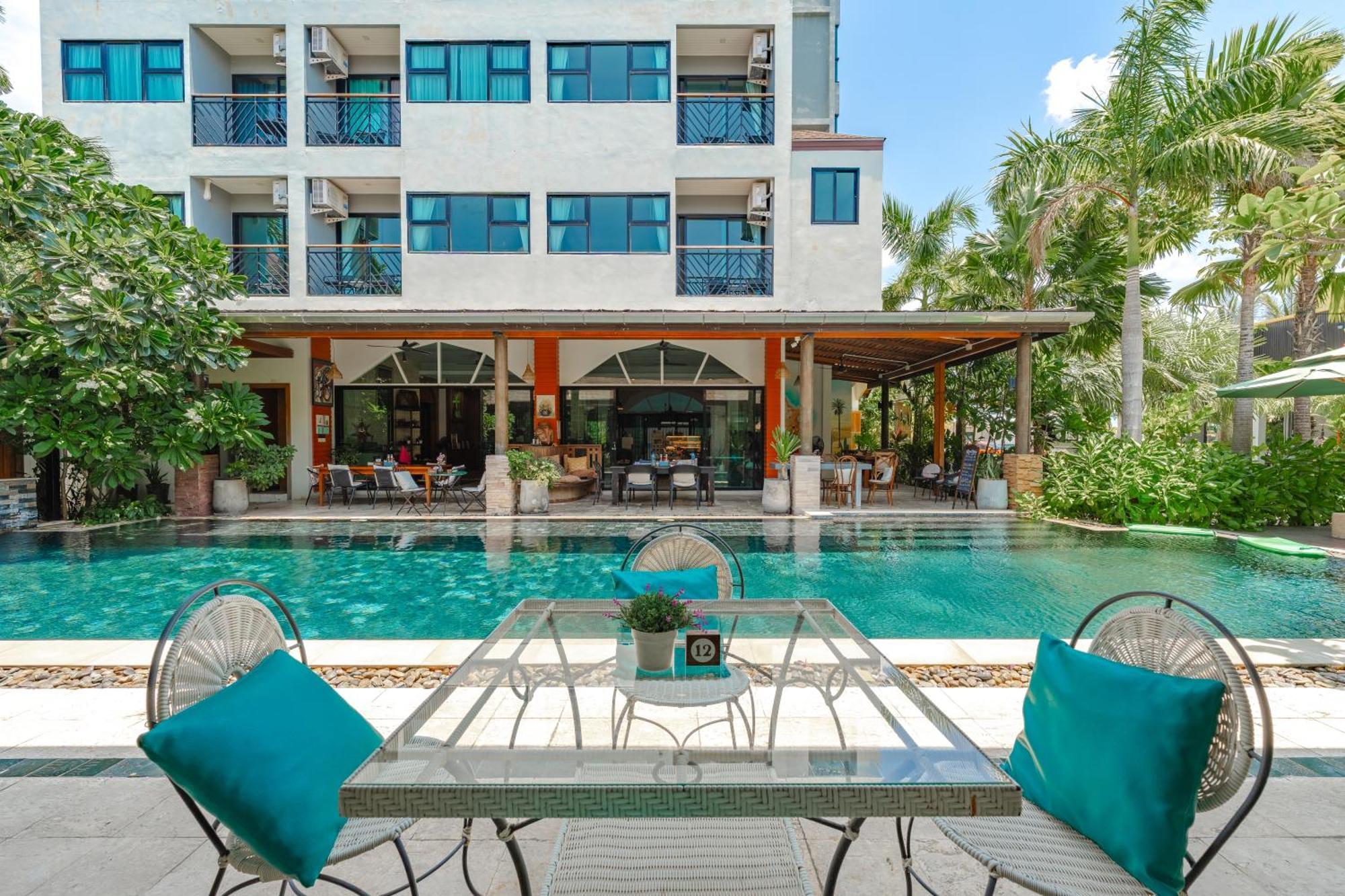 Coco Paradiso Phuket Sha Exterior foto